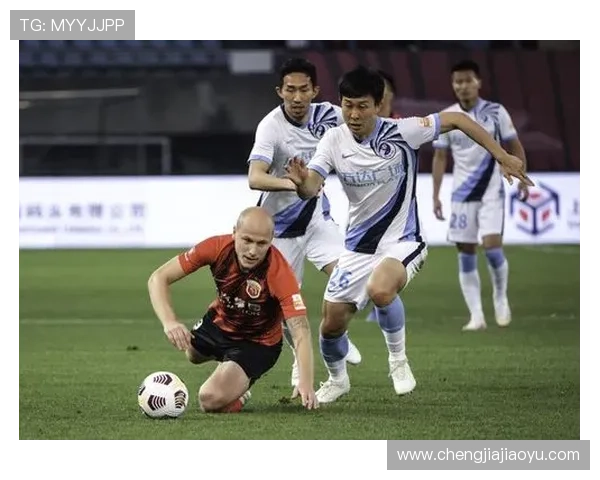 与杨磊畅谈足球生涯中的挑战与成长之路 与杨磊畅谈足球生涯中的挑战与成长之路