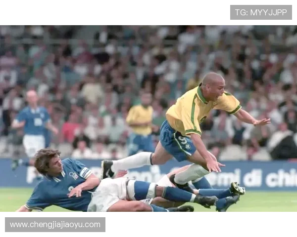 足球场上的英语明星与他们的精彩瞬间分享